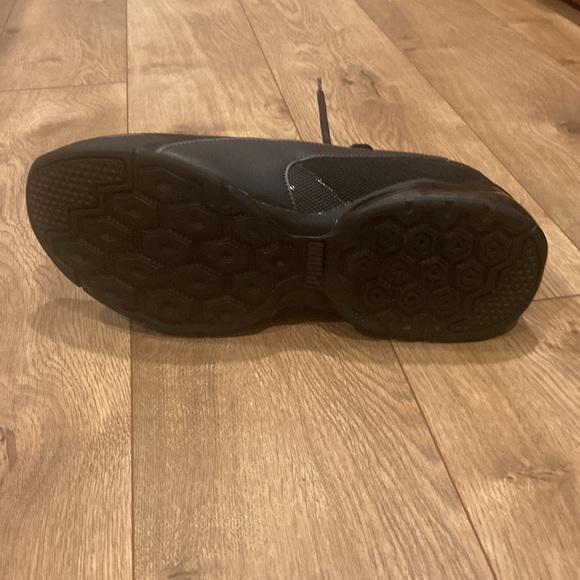 Puma Sneakers - Picture 8 of 10